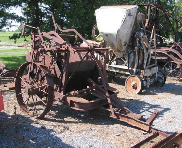 euclid wheeled scraper