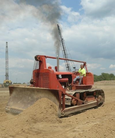 Allis-Chalmers HD19H crawler tractor