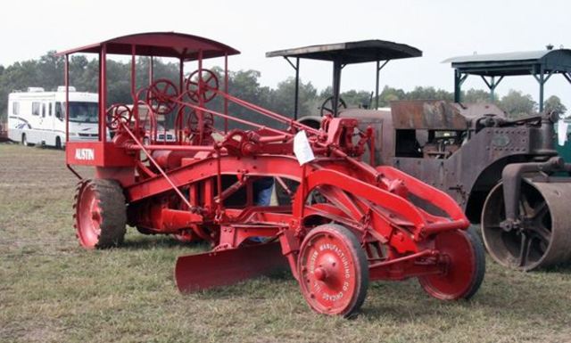 Austin motor grader on McCormick-Deering wheel tractor