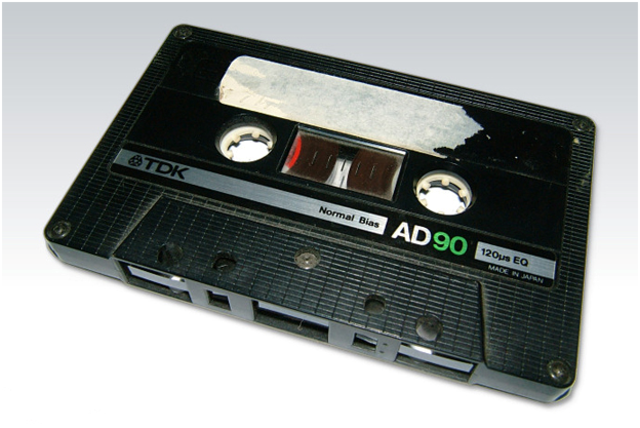 1963 - FITA CASSETE (ou K7)