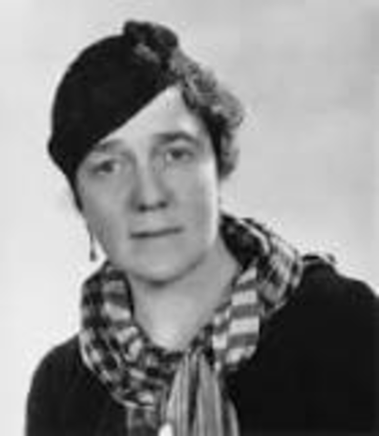 Swiss Woman Starts Training Service Dogs