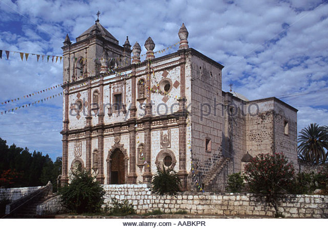 Sistiagak eta Luyandok San Ignacio Kadakaamán misioko eliza fundatzen dute.