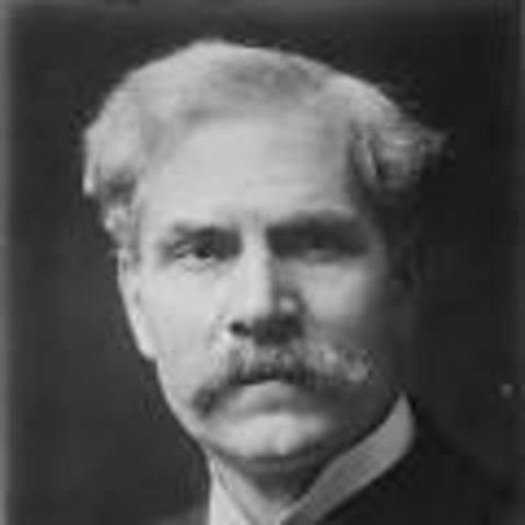 Ramsay MacDonald becomes Prime Minister