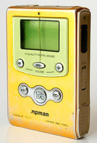 Primer reproductor MP3 portátil "MPMAN F10"