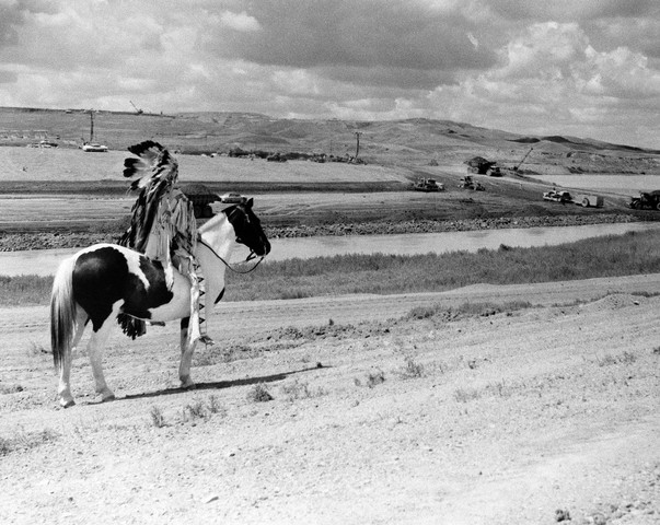 Oahe Dam is Completed
