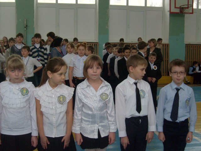 Смотр строя и песни в школе