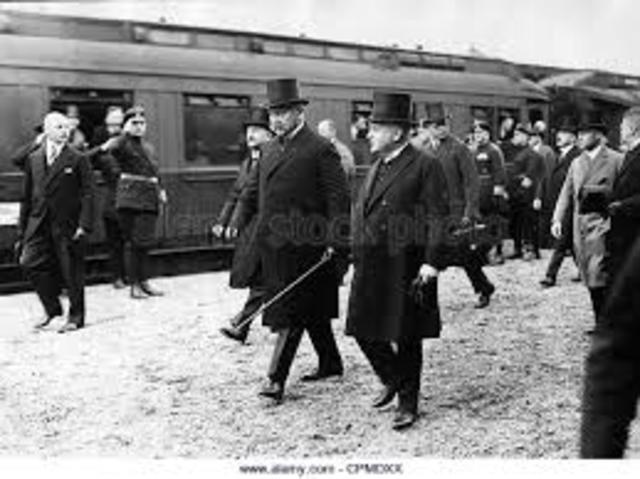 Paul von Hindenberg is elected President of Germany.