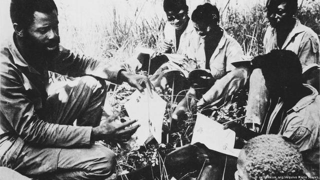 Início da guerra em Moçambique