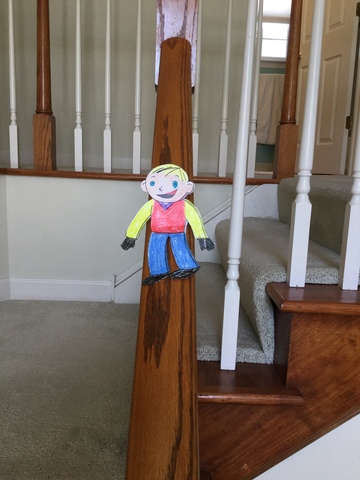 Le voyage en bas les escaliers!