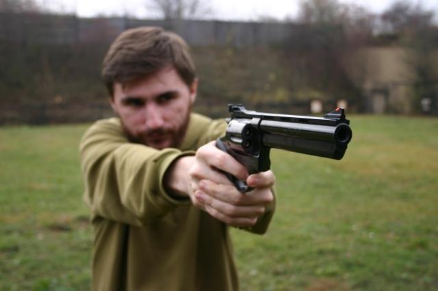 Papa Gets Attacked by the Wallaces