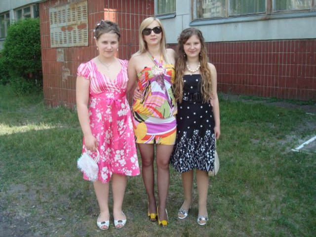 незабутня вечірка на випускному в 4-ому класі