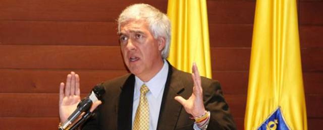 cartel de contratación