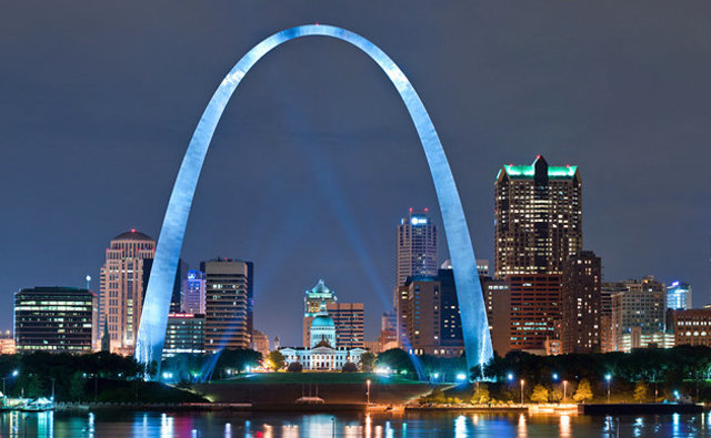 Gateway Arch is Built