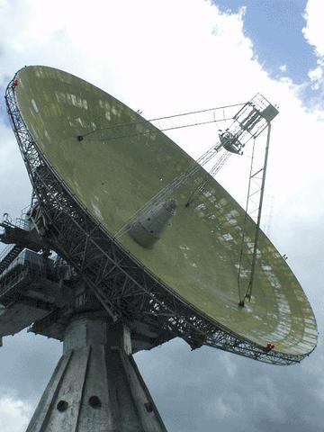 1937 - Radiotelescopio