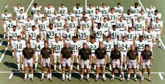Marshall University football team dies in plane crash
