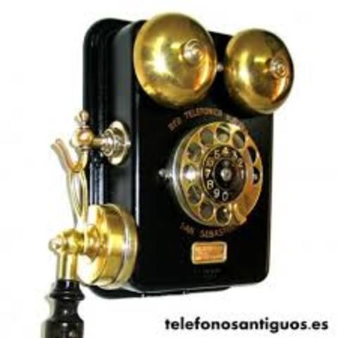 construye el telefono