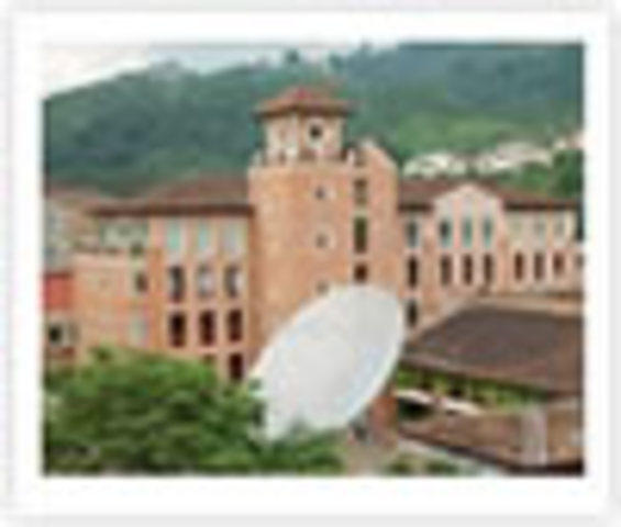 En la década de los 90 se presenta un crecimiento vertiginoso, creando los siguientes programas académicos, ademas ampliando el sistema de educación virtual.