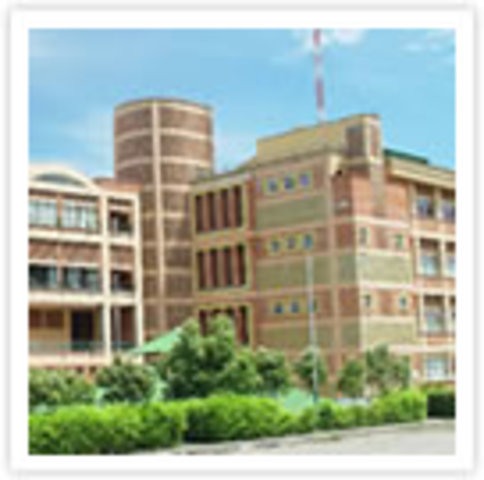 Ampliacion de la oferta academica y varias certificaciones