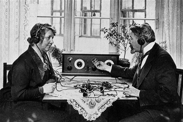 Statsradiofonien fik monopol