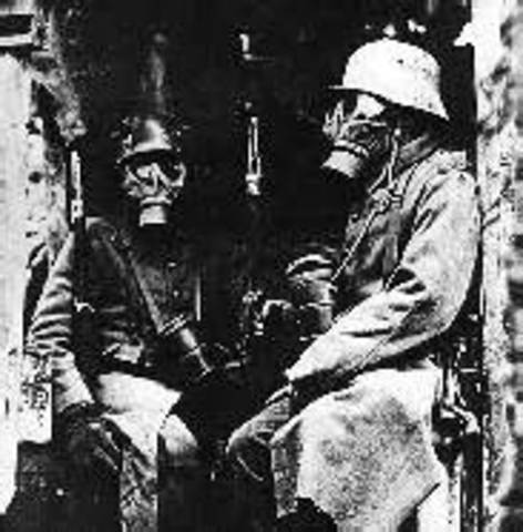 Los alemanes usan gases asfixiantes en Ypres