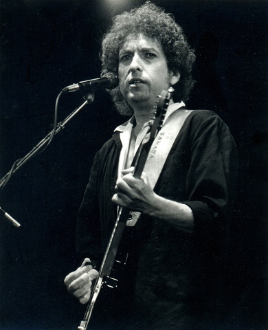 Bob Dylan - "Masters of War"