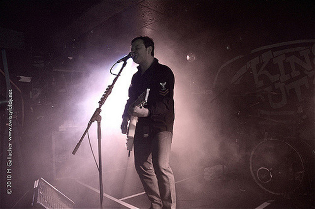 Manic Street Preachers - "If You Tolerate This Your Children Will Be Next"