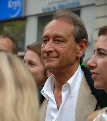 Bertrand Delanoë supporte Macron