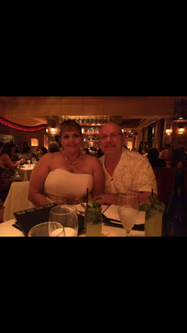 Mi madre y mi padrastro se casaron.