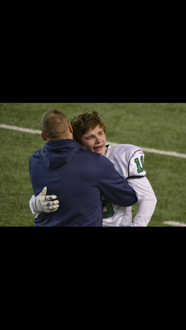 Ganamos un comeonateo estatal en futbol americano.