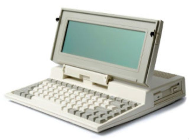 The First Laptop is released to the Public
