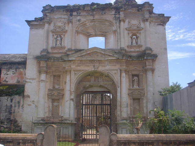 SANTA TERESA, IGLESIA Y CONVENTO
