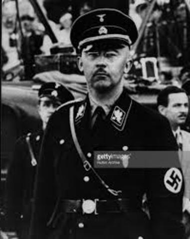 Heinrich Himmler is appointed chief of the German police.