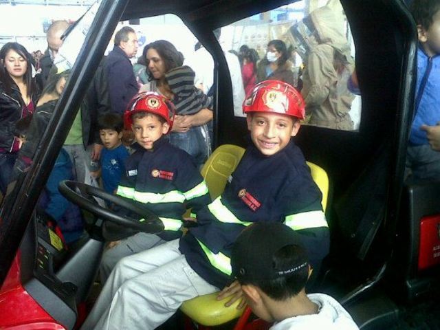 el 1 curso de bomberos q hicimos con mi hermano