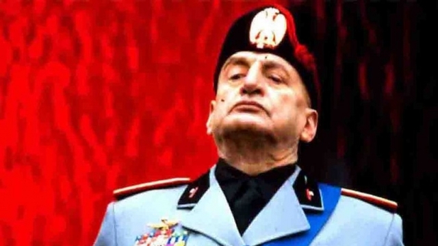 Italy declares war on France and Great Britain