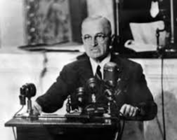Harry Truman promises to fight Communism