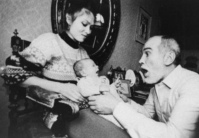 Eärwen Tiberius born