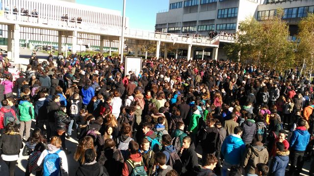 Manifestación en el campus de Leioa