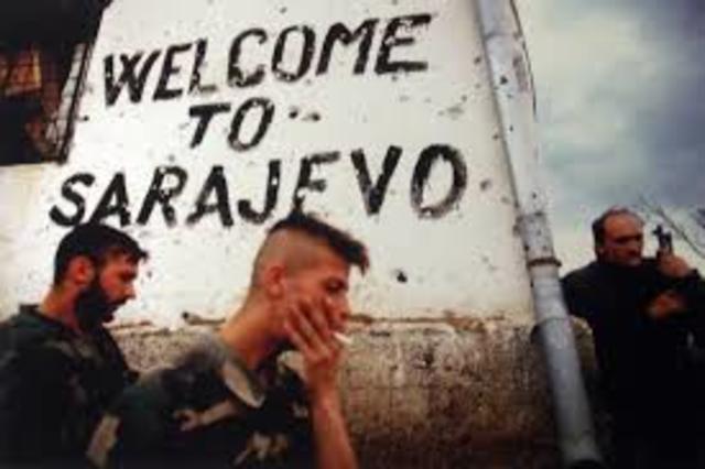 Bosnian Serbs begin their siege on Sarajevo