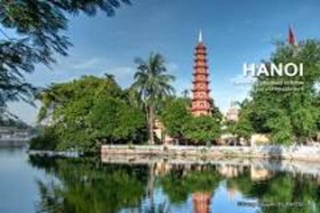 Viet Minh capture Hanoi and form North Vietnam