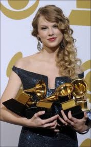 Taylor Swift sang at the grammys, and won one of them