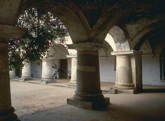 NUESTRA SEORA DEL PILAR, CAPUCHINAS