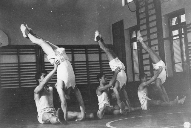 Fundación de la Academia de Gimnasia Sueca