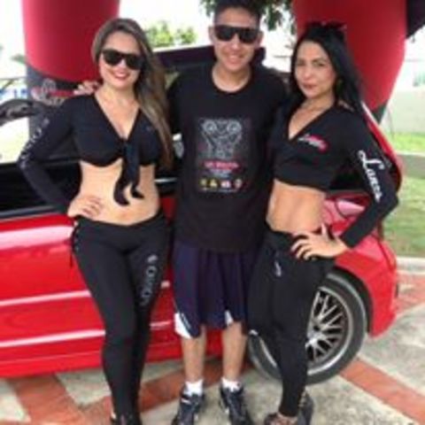 EN UN KARAUIDIO CON MI TIO