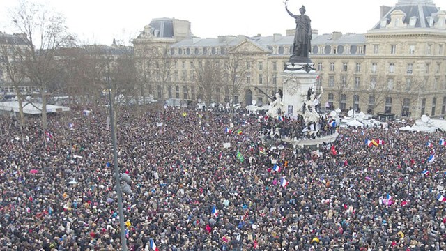 Peru population approaches three million