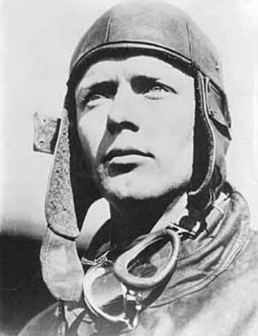 Lindbergh flies across the Atlantic.
