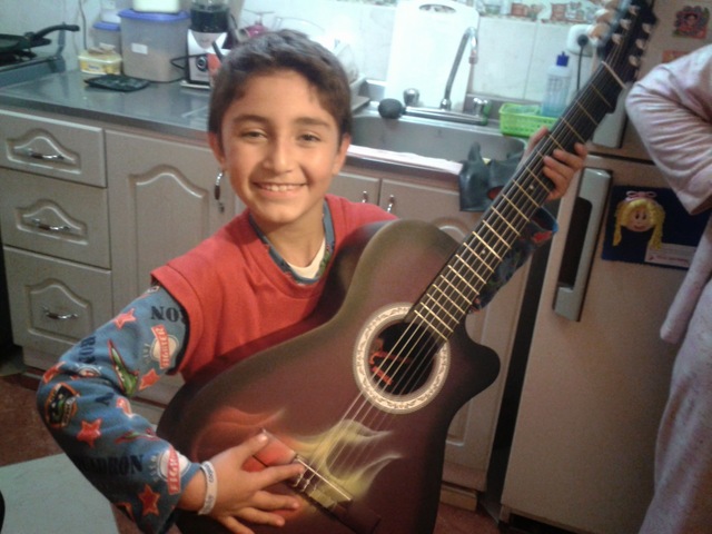 mi primera guitarra