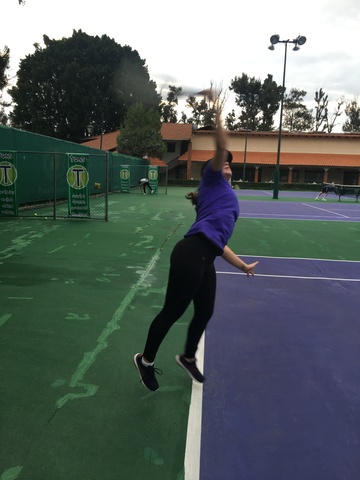 Comencé a jugar tennis constantemente y ganar partidos