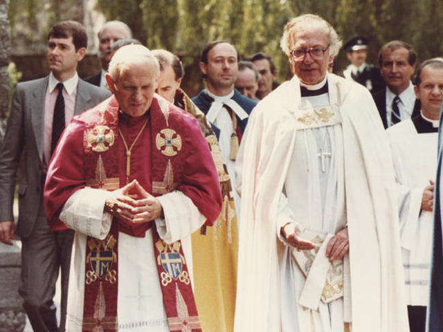 Pope Paul VI appoints Wojtyła to Archbishop of Krakow,