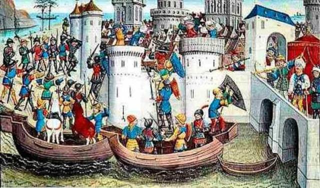 LOS CRUZADOS SAQUEAN CONSTANTINOPLA EN LA CUARTA CRUZADA