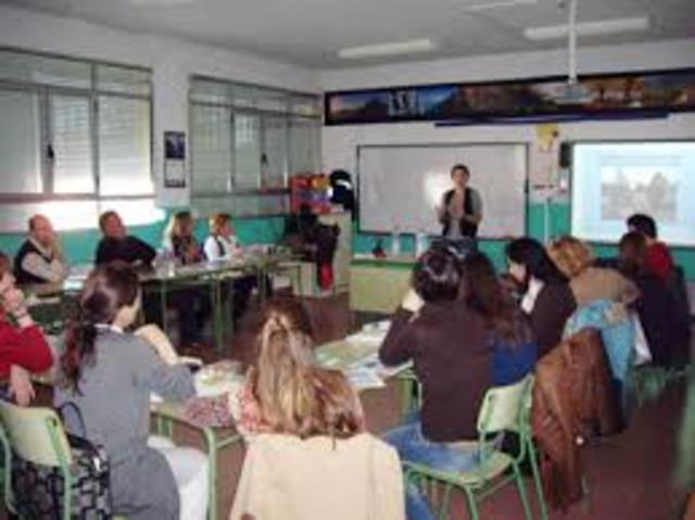 Decreto No. 3012 de 1997 por el cual se adoptan disposiciones para la organización y el funcionamiento de las escuelas normales superiores.